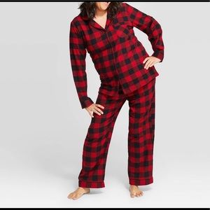 Wondershop red & black plaid Christmas pajamas L